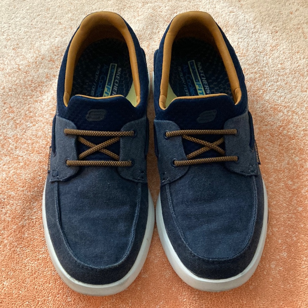 Skechers boat shoes